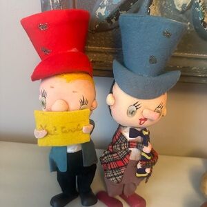 Vintage  stockinette Noel set of 2 Christmas carolers made in Japan